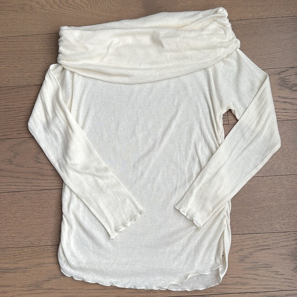 Zara Cream Ruched Off-Shoulder Blouse - Picture 2 of 4